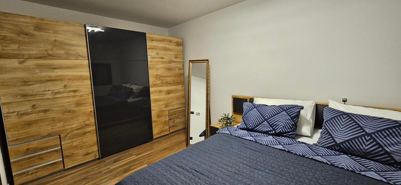 Betty Apartments Borik - Whole Ground Floor Rovinj Zewnętrze zdjęcie