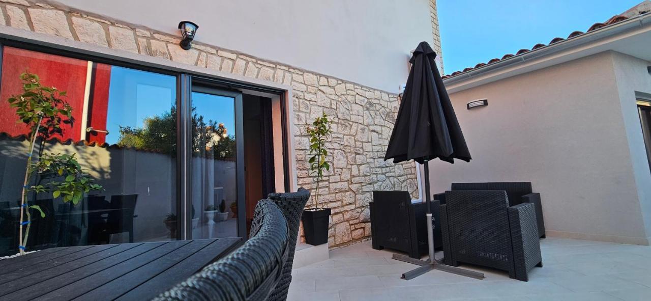 Betty Apartments Borik - Whole Ground Floor Rovinj Zewnętrze zdjęcie